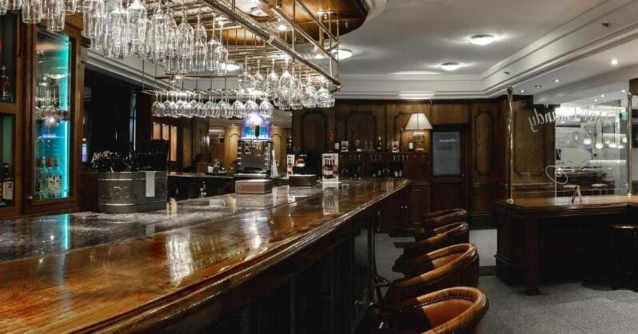Wyndham Garden Kennedy Hotel Santiago del Cile