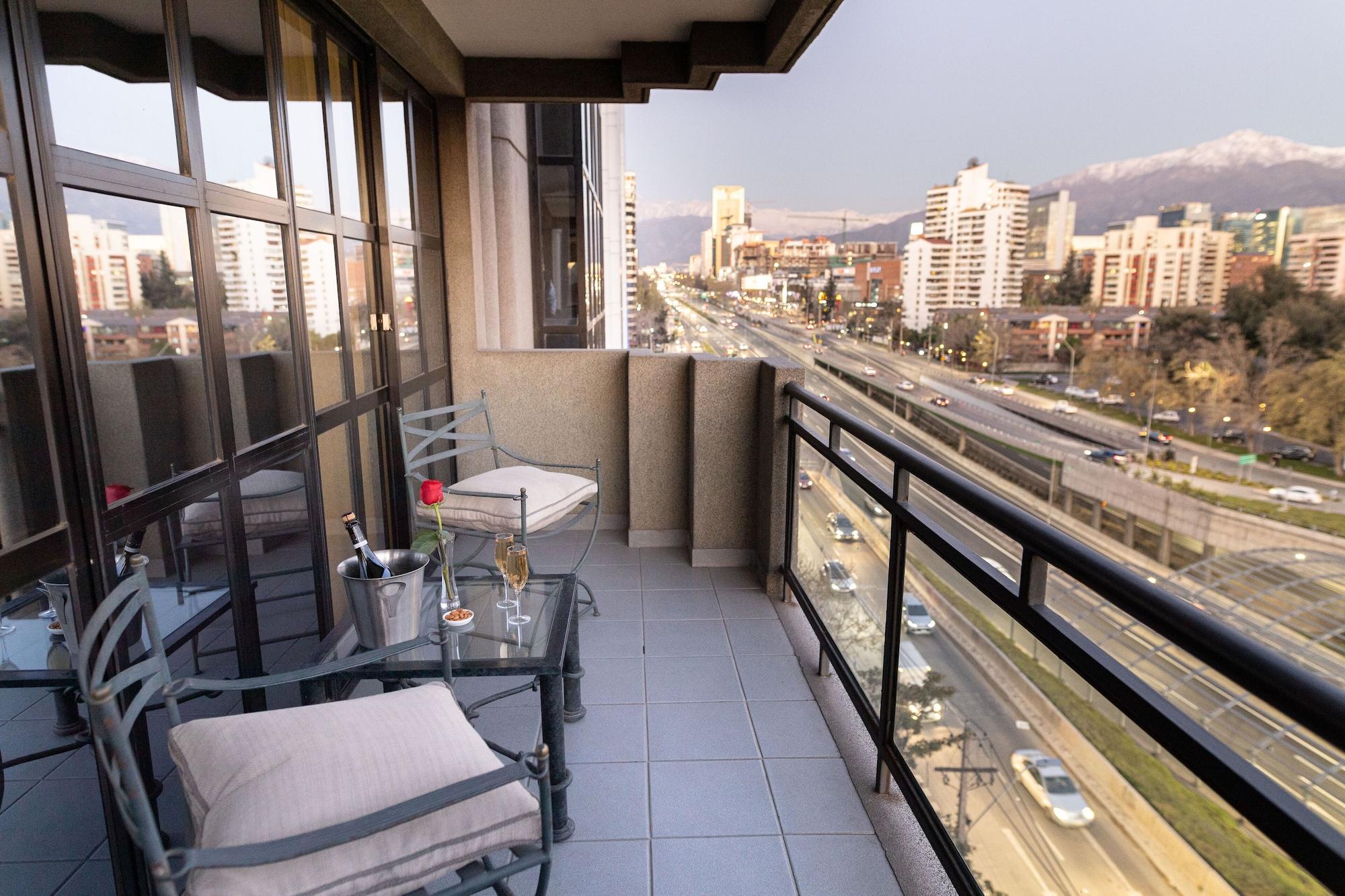 Wyndham Garden Kennedy Santiago del Cile