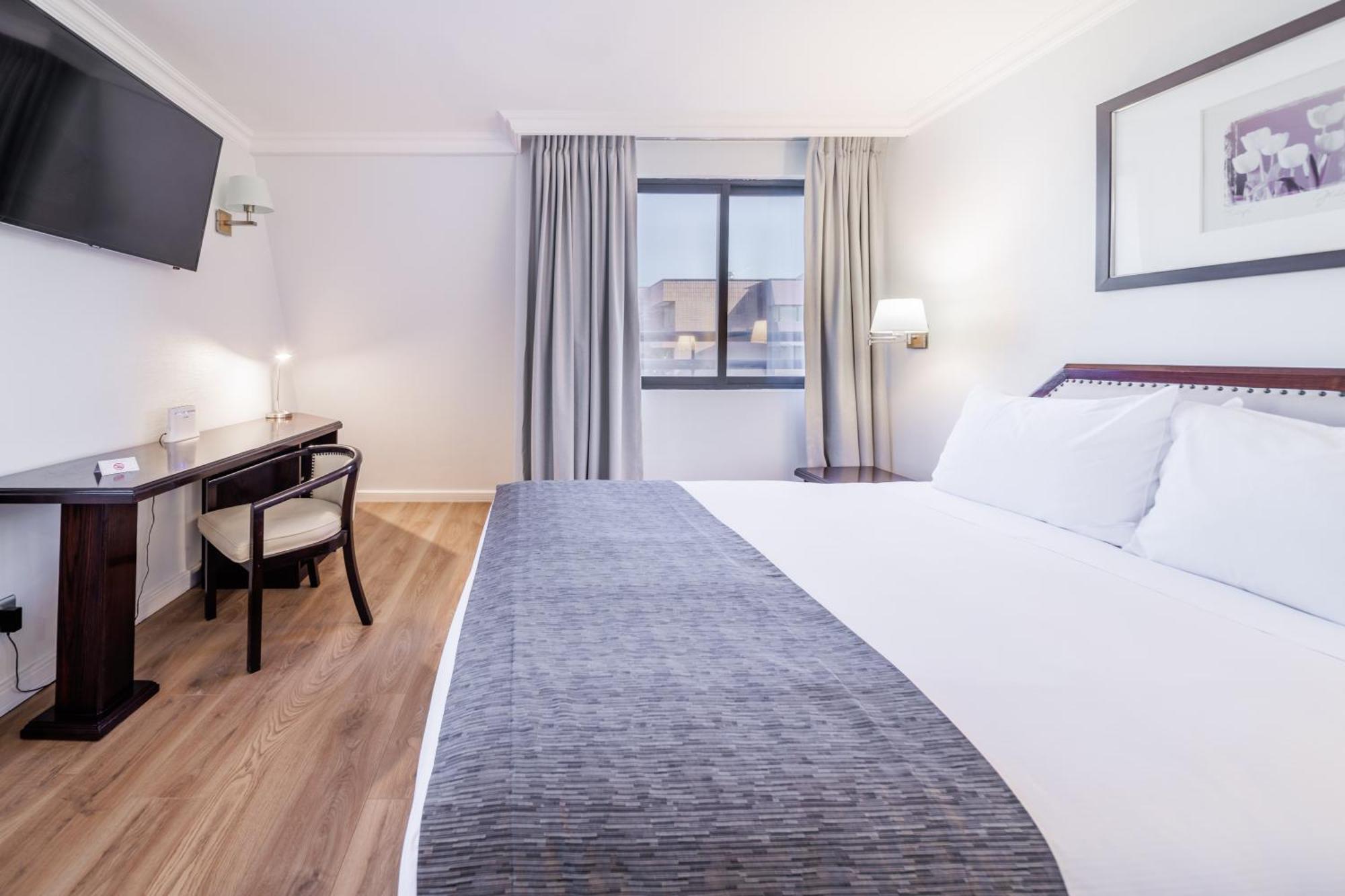 Wyndham Garden Kennedy 4* Santiago del Cile